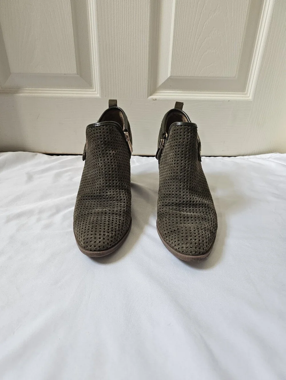 Franco Sarto Olive Suede Perforated Ankle Booties Size 7.5 Block Heel